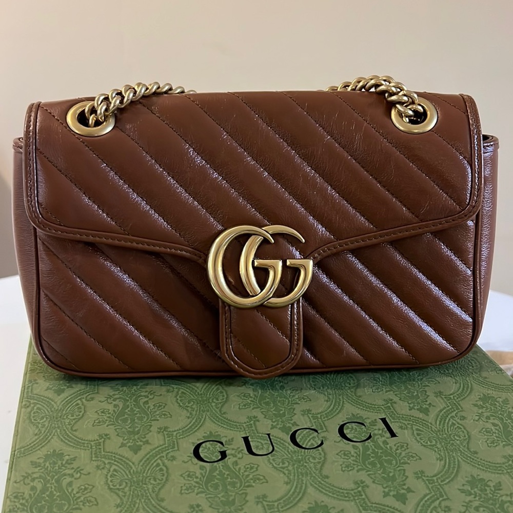 Gucci GG Marmont Shoulder Bag